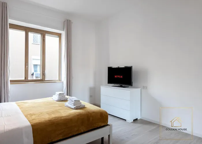 Appartamento Golden House - 1bdr Apt, 10min To Center-100mt Metroa - 2-4 Pax - A-c *