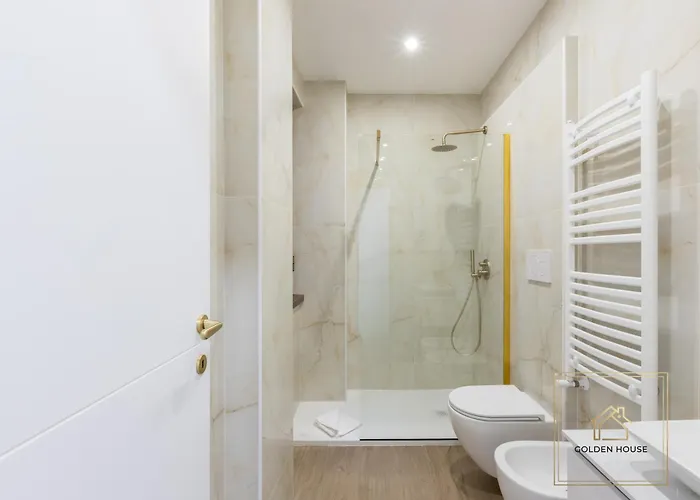 Golden House - 1bdr Apt, 10min To Center-100mt Metroa - 2-4 Pax - A-c