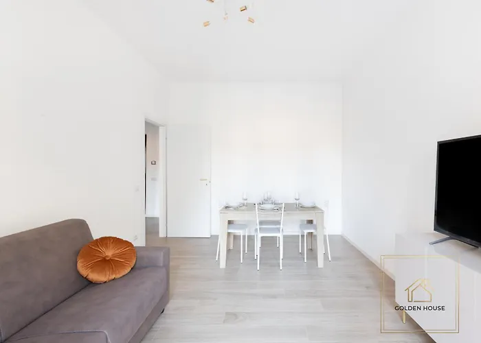 Golden House - 1bdr Apt, 10min To Center-100mt Metroa - 2-4 Pax - A-c Apartament *