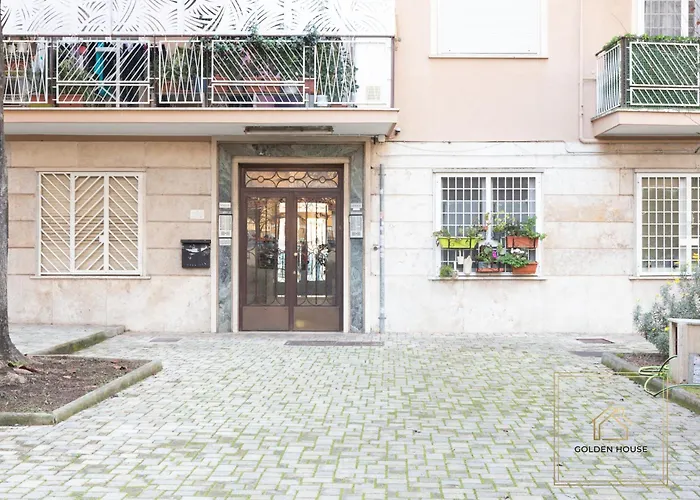 Golden House - 1bdr Apt, 10min To Center-100mt Metroa - 2-4 Pax - A-c Appartamento
